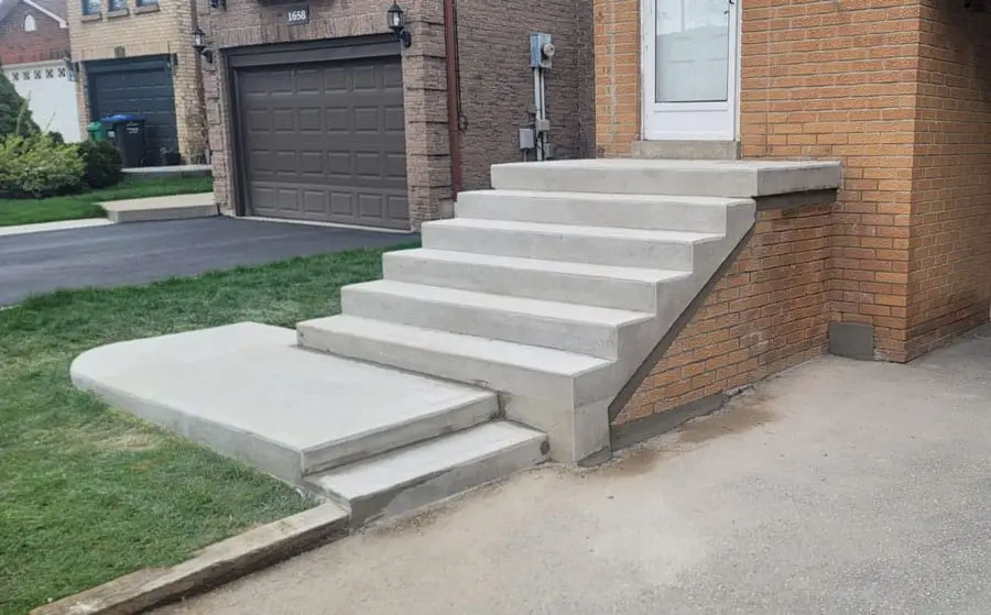 xnew-concrete-steps.webp.pagespeed.ic.MXPAHeQjMw